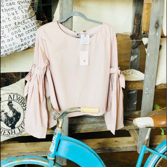 Free People Blush Blouse❤️ - Picture 1 of 1